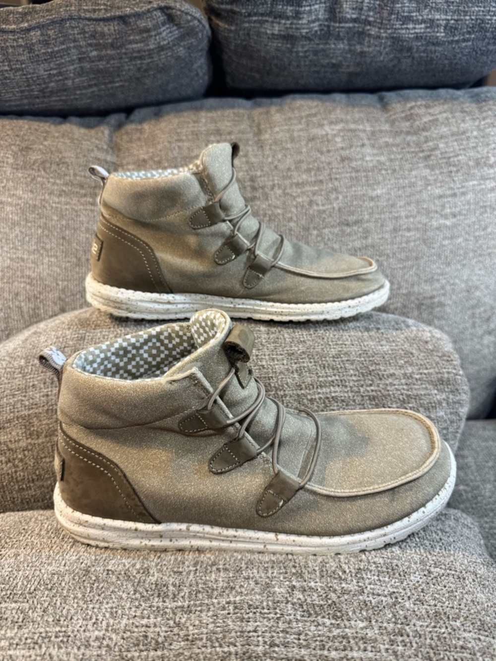 Hey Dude Women’s Chukka Boots Lea Chestnut Size 10